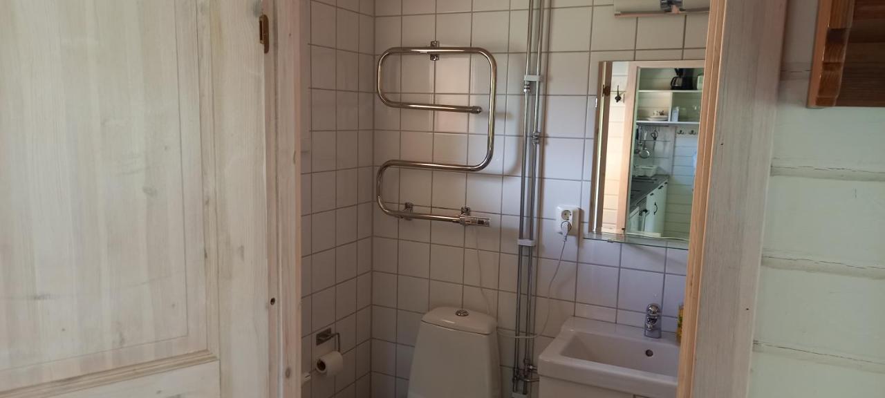 Vackert Belaegen Laegenhet I Gesunda Apartment Solleron Exterior photo